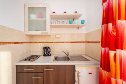 A2 - apartmány Ljubo, Metajna, ostrov Pag, Chorvatsko