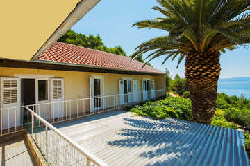 A1, A2 - apartmány Agava, jižní zátoky, ostrov Hvar, Chorvatsko