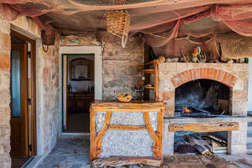 Apartmány Ribar - samostatný vstup z terasy do kuchyně a obývacího pokoje, jižní zátoky, ostrov Hvar, Chorvatsko