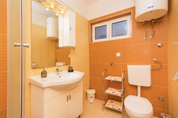 A2 - apartmány Luna I, Živogošće - Mala Duba, Makarská riviéra, Chorvatsko