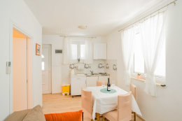 A1 nebo A2 - apartmány Viktoria, Sv. Filip i Jakov, Zadarská riviéra, Chorvatsko