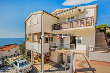 Apartmány Vese - umístění apartmánů A3, A4 a studia S5, Brela, Makarská riviéra, Chorvatsko