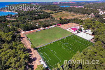 Resort Centinera *** - sportovní centrum vedle resortu (za poplatek), Pula-Banjole, poloostrov Istrie, Chorvatsko