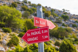 Výstup na Sv. Iliju 961 m n. m. , Gradac, Chorvatsko