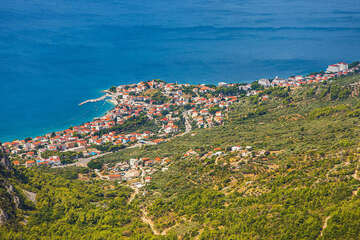 Výstup na Sv. Iliju 961 m n. m. - pohled na městečko Gradac , Gradac, Chorvatsko