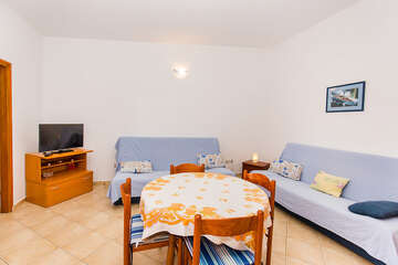 A2 - apartmány Bojan, Povljana, ostrov Pag, Chorvatsko