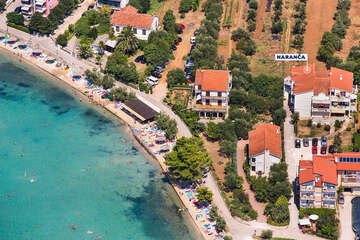 Apartmány Naranča - letecký pohled, Sukošan, Zadarská riviéra, Chorvatsko