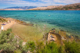 Apartmány Cvita - písčitooblázková pláž 280 m od domu (pod obchodem), město Pag, ostrov Pag, Chorvatsko