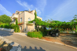 Apartmány Čempres, letovisko Postira, ostrov Brač