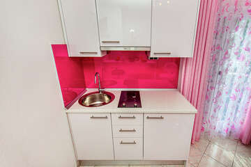 Růžové studio - apartmány Bagarić, Medići, Chorvatsko