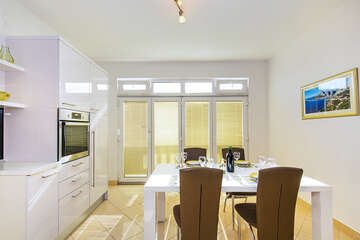 Žlutý apartmán - apartmány Bagarić, Medići, Chorvatsko