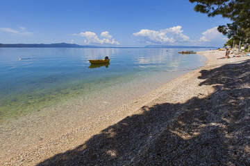 Živogošće - Mala Duba - oblázkové pláže, Makarská riviéra, Chorvatsko