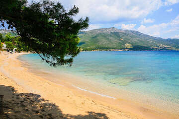 Orebić - písečná pláž Trstenica, Pelješac, Chorvatsko