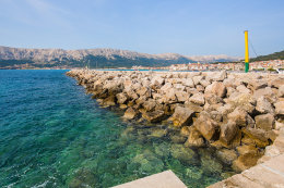 Baška, ostrov Krk, Chorvatsko