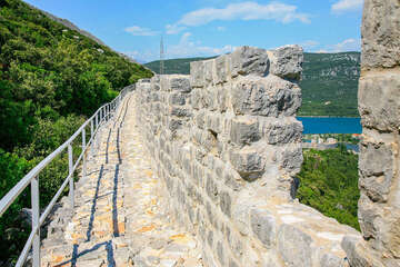 Opevnění Ston, poloostrov Pelješac, Chorvatsko