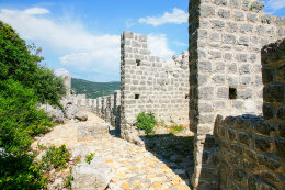 Opevnění Ston, poloostrov Pelješac, Chorvatsko