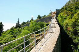 Opevnění Ston, poloostrov Pelješac, Chorvatsko