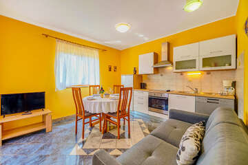 apartmán A3, pro 4-5 osoby, přízemí