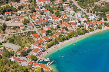 Drvenik, Donja Vala - letecký pohled, Makarská riviéra, Chorvatsko