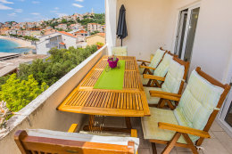 Apartmány Koni - terasa apartmánu A12, Igrane, Makarská riviéra, Chorvatsko