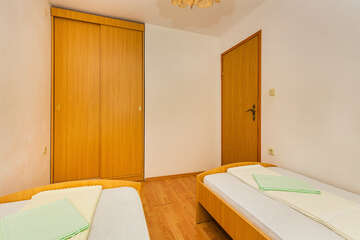 1L - apartmány Mira, Stara Novalja, ostrov Pag, Chorvatsko