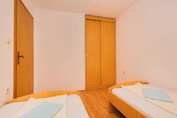 1R - apartmány Mira, Stará Novalja, ostrov Pag, Chorvatsko