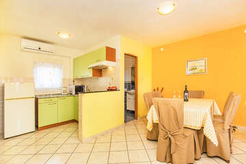 2L - apartmány Mira, Stará Novalja, ostrov Pag, Chorvatsko