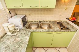 2L - apartmány Mira, Stará Novalja, ostrov Pag, Chorvatsko