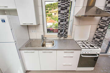 A1 - apartmány Antun, jižní zátoka ostrova Hvar, Chorvatsko