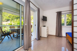 A4 - apartmány Antun, jižní zátoka ostrova Hvar, Chorvatsko