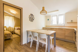 Apartmán typ "A (4+2)" pro 4–6 osob, 1. nebo 2. poschodí