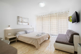 Studio typ "H (2+1)" pro 2–3 osoby, přízemí nebo 1. poschodí