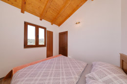 Robinzonský domek Bunja, Tkon, ostrov Pašman, Chorvatsko