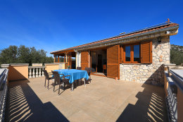 Robinzonský domek Bunja - terasa, Tkon, ostrov Pašman, Chorvatsko