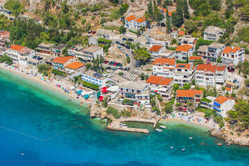 Letovisko Drašnice - letecký pohled, Makarská riviéra, Chorvatsko