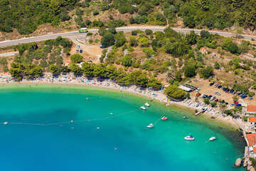 Letovisko Podaca - letecký pohled, Makarská riviéra, Chorvatsko