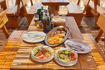 Letovisko Metajna - restaurace v centru, ostrov Pag, Chorvatsko