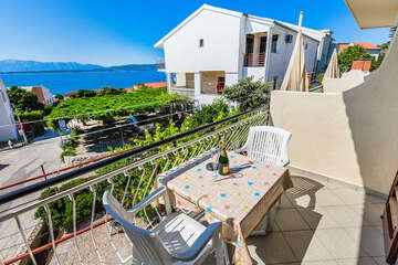 Apartmány Olja - výhled z terasy apartmánu A4, Živogošće - Blato, Makarská riviéra, Chorvatsko