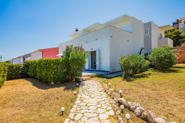 Apartmány Neda - sprcha u domu, Pag-Vodice, ostrov Pag, Chorvatsko