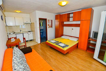 A12 - apartmány Maćina, Živogošće-Blato, Makarská riviéra, Chorvatsko