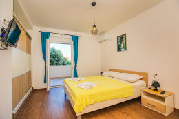 Příklad pokoje pro 2-3 osoby, 1. poschodí