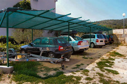 Penzion Magazin - parkoviště u domu, Tkon, ostrov Pašman, Chorvatsko