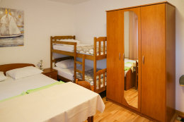 S5 - Penzion Magazin, Tkon, Pašman, Chorvatsko