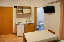 S5 - Penzion Magazin, Tkon, Pašman, Chorvatsko