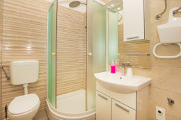 A2 - apartmány Denis, Povljana, ostrov Pag, Chorvatsko