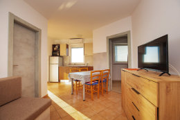 A2 - apartmány Denis, Povljana, ostrov Pag, Chorvatsko