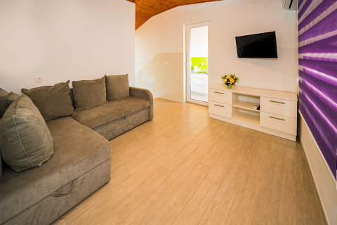 A8 - apartmány Garden Resort-M, Potočnica, ostrov Pag, Chorvatsko