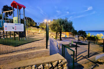 Apartmány Silvano - dětské hřiště v blízkosti domu, Mandre, ostrov Pag, Chorvatsko