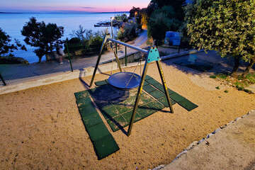 Apartmány Silvano - dětské hřiště v blízkosti domu, Mandre, ostrov Pag, Chorvatsko