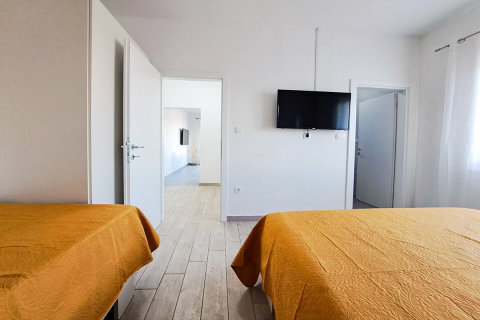 Apartmány Lanterna: apartmán A3 pre 2-3 osoby,<br />
1. poschodie